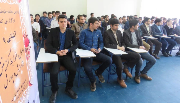 در پردیس علّامه طباطبایی اردبیل:

برگزاری کارگاه آموزشی آشنایی با قوانین گزینش در آموزش و پرورش برای دانشجومعلمان پردیس 2