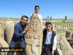 به همّت کانون ایران گردی و مسؤولان پردیس علّامه طباطبایی:

بازدید دانشجومعلّمان پردیس علّامه طباطبایی از محوطه ی باستانی شهر یری مشگین شهر 6