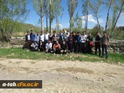 به همّت کانون ایران گردی و مسؤولان پردیس علّامه طباطبایی:

بازدید دانشجومعلّمان پردیس علّامه طباطبایی از محوطه ی باستانی شهر یری مشگین شهر 8