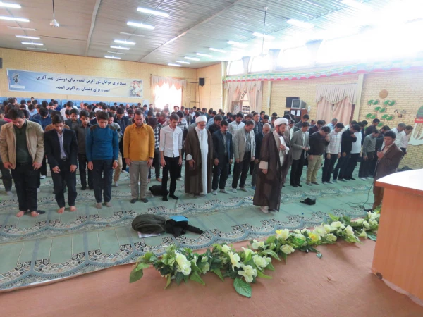 حجّه الاسلام محمّدتقی مبشّری مدیر گروه معارف اسلامیِ نهاد نمایندگی مقام معظّم رهبری در دانشگاه های کشور در جمع دانشجومعلّمان پردیس علّامه طباطبایی و واحد تابعه آزادگان نیر دانشگاه فرهنگیان استان اردبیل:

 "بصیرت و وفاداری (وفای به عهد)" از اجزاء جدایی ن