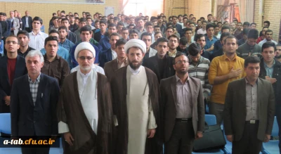 حجّه الاسلام محمّدتقی مبشّری مدیر گروه معارف اسلامیِ نهاد نمایندگی مقام معظّم رهبری در دانشگاه های کشور در جمع دانشجومعلّمان پردیس علّامه طباطبایی و واحد تابعه آزادگان نیر دانشگاه فرهنگیان استان اردبیل:

 