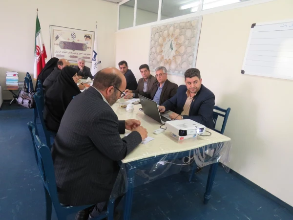 جلسه ی فرهنگ سازی و فرهنگ پذیری کیفیّت در محلّ مدیریّت امور پردیس های دانشگاه فرهنگیان استان اردبیل برگزار شد. 3