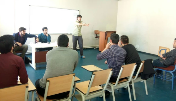 دردانشگاه فرهنگیان، پردیس علامه طباطبایی اردبیل برگزار شد:

مسابقه ی پانتومیم به مناسبت اعیاد شعبانیه  6