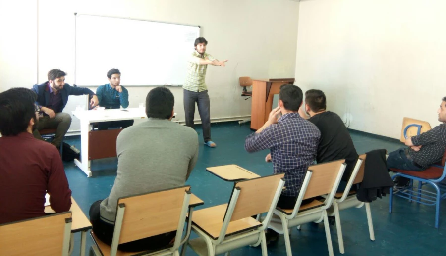 دردانشگاه فرهنگیان، پردیس علامه طباطبایی اردبیل برگزار شد:

مسابقه ی پانتومیم به مناسبت اعیاد شعبانیه  6