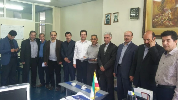 تجلیل از جانباز سر افراز 8 سال دفاع مقدس در پردیس علامه طباطبایی اردبیل 5