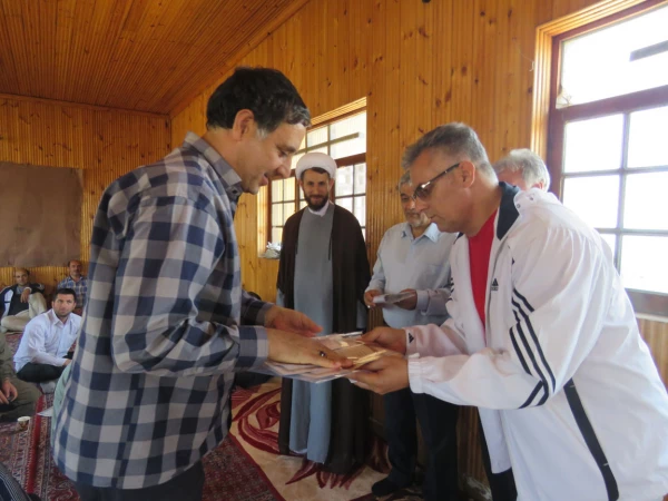 جمعی از اعضای هیأت علمی و غیر هیأت علمی دانشگاه فرهنگیان استان اردبیل در قالب اردوی علمی، فرهنگی به منطقه ی زیبا و توریستی فندقلوی شهرستان نمین عزیمت کردند. 9