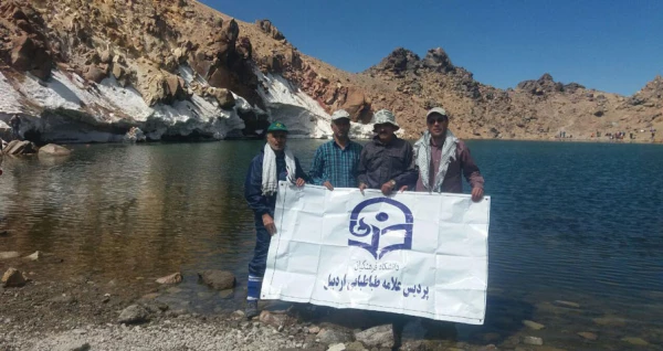 به مناسبت دهه کرامت :

صعود جمعی از اعضای غیرهیأت علمی دانشگاه فرهنگیان اردبیل به قلّه ی سبلان 2