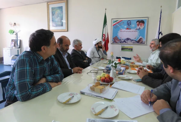 به مناسبت دهه ی کرامت و میلاد باسعادت حضرت معصومه (س):

برگزاری جلسه ی مشترک سرپرست مدیریت امور پردیس های دانشگاه فرهنگیان استان اردبیل با مسؤول ستاد اقامه ی نماز استان 2