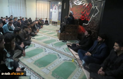 به مناسبت شهادت حضرت امام سجاد (ع) در پردیس علامه طباطبایی برگزار شد:

مراسم پرفیض زیارت عاشورا وعزاداری حضرت امام حسین (ع) و یاران باوفایش