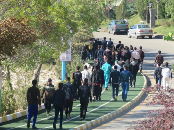 به مناسبت روز تربیت بدنی برگزار شد:

همایش پیاده روی دور دریاپه شورابیل توسط اساتید، کارکنان و دانشجومعلمان دانشگاه فرهنگیان اردبیل، پردیس علامه طباطبایی 7