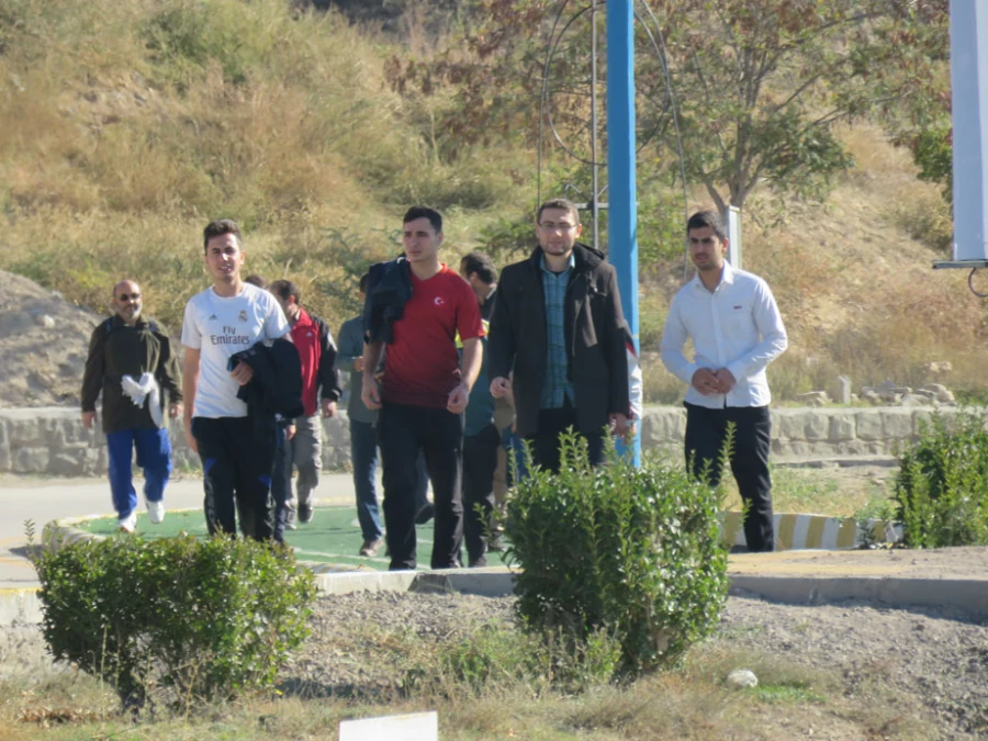 به مناسبت روز تربیت بدنی برگزار شد:

همایش پیاده روی دور دریاپه شورابیل توسط اساتید، کارکنان و دانشجومعلمان دانشگاه فرهنگیان اردبیل، پردیس علامه طباطبایی 8