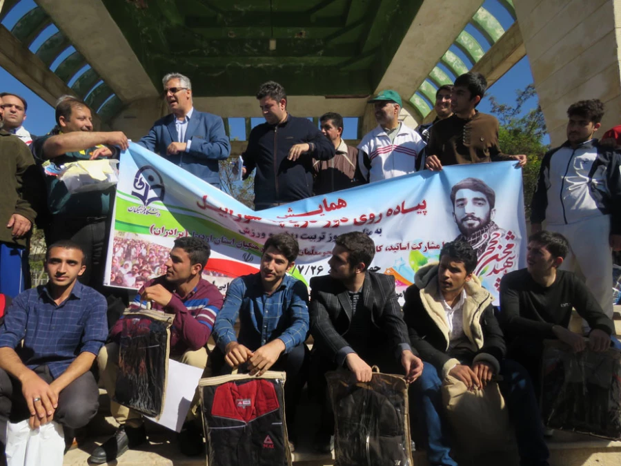 به مناسبت روز تربیت بدنی برگزار شد:

همایش پیاده روی دور دریاپه شورابیل توسط اساتید، کارکنان و دانشجومعلمان دانشگاه فرهنگیان اردبیل، پردیس علامه طباطبایی 4