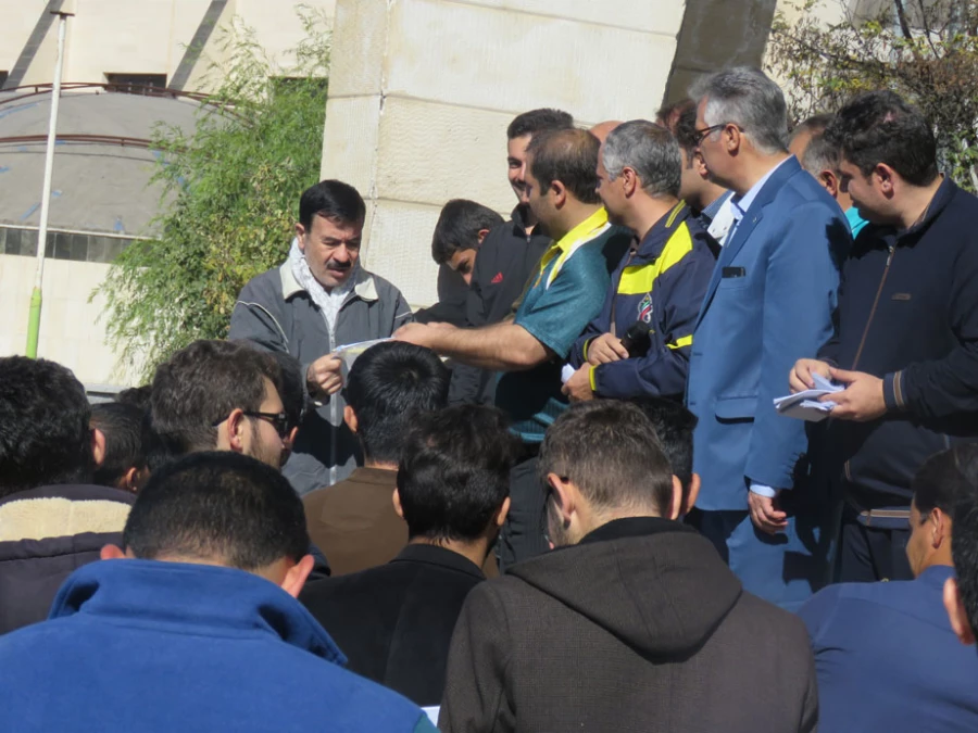 به مناسبت روز تربیت بدنی برگزار شد:

همایش پیاده روی دور دریاپه شورابیل توسط اساتید، کارکنان و دانشجومعلمان دانشگاه فرهنگیان اردبیل، پردیس علامه طباطبایی 13