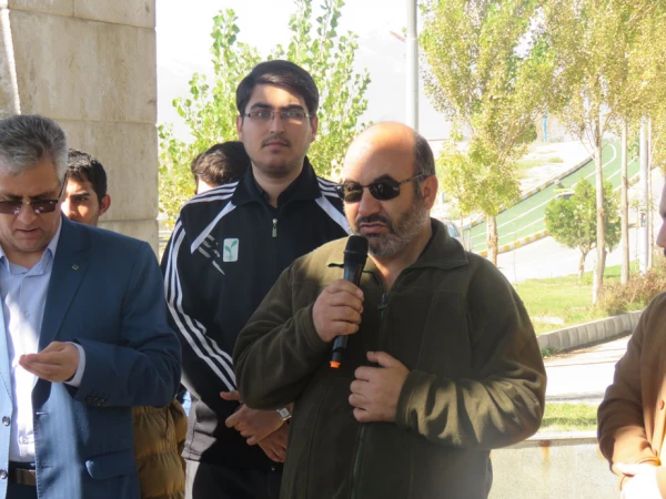 در حاشیه ی پیاده روی دور دریاچه شورابیل برگزار شد:

با حضور در یادمان شهدای گمنام اردبیل و میثاق با شهدای مدافع حرم 3