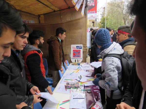 توسط دانشگاه فرهنگیان، پردیس علّامه طباطبایی راه اندازی شد:

غرفه "بسته فرهنگی استکبار ستیزی" در اردبیل 4