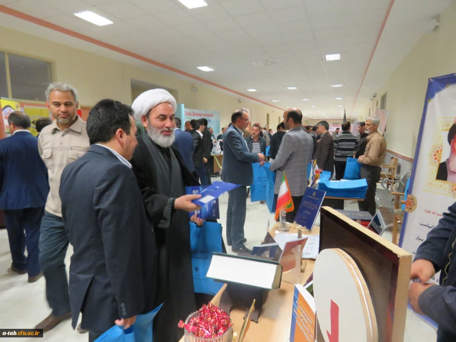 حضور دانشگاه فرهنگیان استان در 

اولین نشست اتحادیه دانشگاه های آسیای میانه در دانشگاه محقق اردبیلی 6