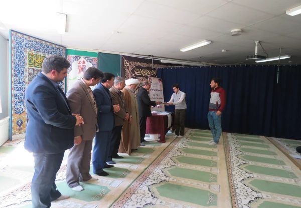 اهدای جوایز مسابقات ورزشی شهدای 16 آذر 96 روز دانشجو 3