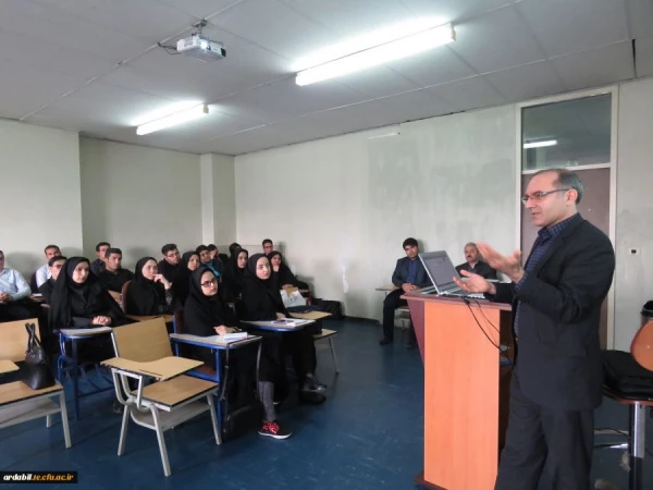 بازدید مدیر امور پردیس های دانشگاه فرهنگیان اردبیل از کلاس های درسی و آموزشی-توجیهی  معلمان جدید الاستخدام دوره آموزشی ماده ۲۸ 2