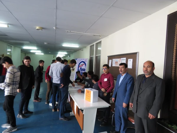 انتخابات شورای صنفی-رفاهی دانشجومعلمان در پردیس علامه طباطبایی ار دبیل برگزار شد. 2