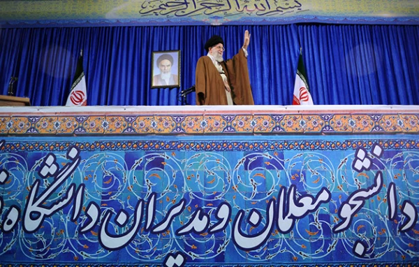 روایتی از روزهای گذشته بر دانشگاه فرهنگیان:

آب زنید راه را هین که نگار می رسد، «سعی مشکور» جامعه فرهنگی برای دیدار یار 3