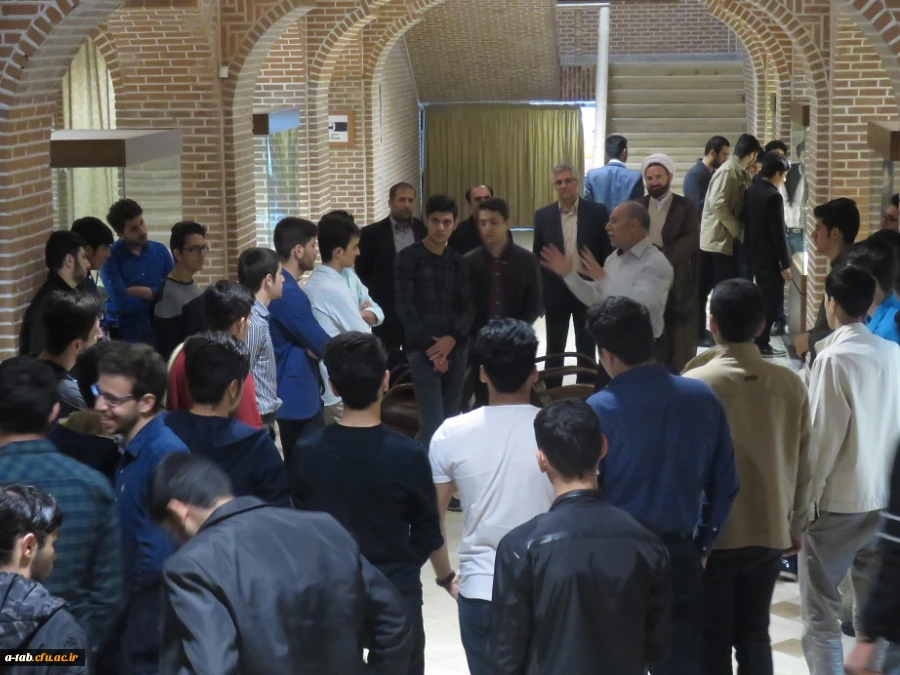 بازدید دانشجومعلمان پردیس علامه طباطبایی اردبیل از موزه باستانشناسی اردبیل 3