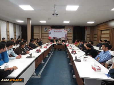 برگزاری مراسم شب شعر ذوق شاعرانه در پردیس علامه طباطبایی اردبیل