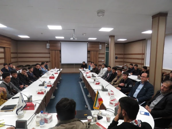 برگزاری مراسم شب شعر ذوق شاعرانه در پردیس علامه طباطبایی اردبیل 6