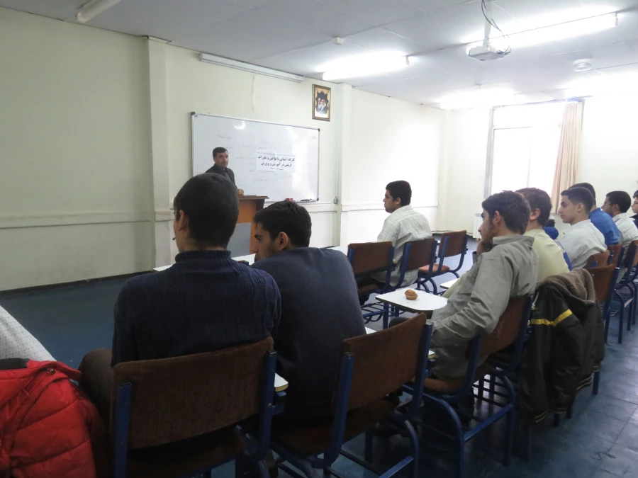 با همکاری هسته گزینش  اداره کل آموزش و پرورش استان برگزار شد:

کارگاه آشنایی با قوانین، مقررات و ضوابط گزینش در آموزش و پرورش 4