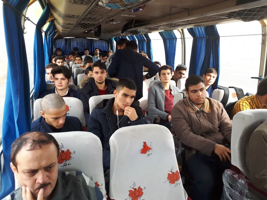 بازدید دانشجومعلمان پردیس از 

منطقه باستانی شهر یئری 3