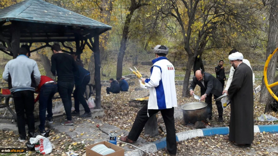 به همت کانون ایرانگردی و ایرانشناسی پریدس و معاونت فرهنگی جهاد دانشگاهی استان برگزار شد:

برگزاری اردوی یک روزه فرهنگی تفریحی در شهرستان مشگین شهر 2