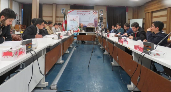 در پردیس علامه طباطبایی اردبیل برگزار شد:

دومین کرسی «تلاوت و تدبر در قرآن کریم» با محوریت تفسیر سوره «حدید»  2