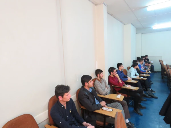 در نشست دانشجویی «فرهنگ دانشگاهی» در پردیس علامه طباطبایی اردبیل عنوان شد:

فرهنگ دانشگاهی تاثیر بسزایی بر جامعه دارد/ مدرسه و دانشگاه باید مکانی برای شکل گیری فرهنگ و هنجارهای علمی باشد 3