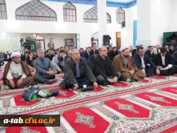 با حضور استاد دکتر سید حسن عاملی نماینده ولی فقیه در استان و امام جمعه اردبیل جلسه سلسله مباحث اخلاقی تربیتی در دانشگاه علوم پزشکی اردبیل برگزار شد. 2