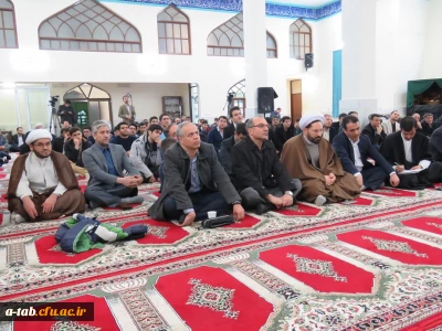 با حضور استاد دکتر سید حسن عاملی نماینده ولی فقیه در استان و امام جمعه اردبیل جلسه سلسله مباحث اخلاقی تربیتی در دانشگاه علوم پزشکی اردبیل برگزار شد.