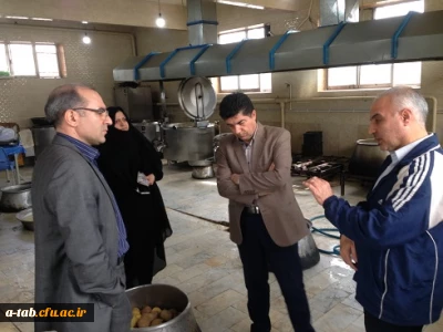 بازدید سرزده دکتر عبدی سرپرست دانشگاه فرهنگیان استان از غذاخوری پردیس علامه طباطبایی اردبیل به روایت تصویر