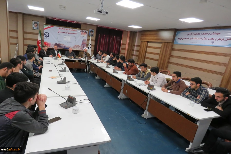 نشست سرپرست پردیس علامه طباطبایی با دبیران کانون های فرهنگی  3