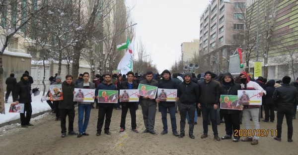 حضور اساتید، کارکنان و دانشجومعلمان پردیس علامه طباطبایی دانشگاه فرهنگیان استان اردبیل در راهپیمایی ۲۲ بهمن
 5