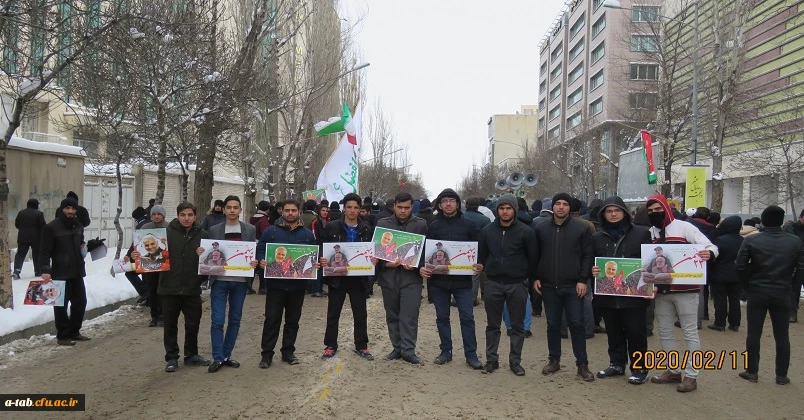 حضور اساتید، کارکنان و دانشجومعلمان پردیس علامه طباطبایی دانشگاه فرهنگیان استان اردبیل در راهپیمایی ۲۲ بهمن
 5