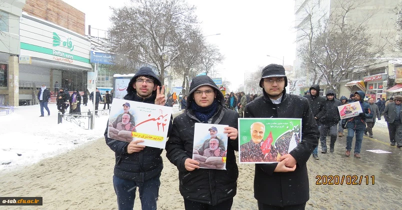 حضور اساتید، کارکنان و دانشجومعلمان پردیس علامه طباطبایی دانشگاه فرهنگیان استان اردبیل در راهپیمایی ۲۲ بهمن
 3