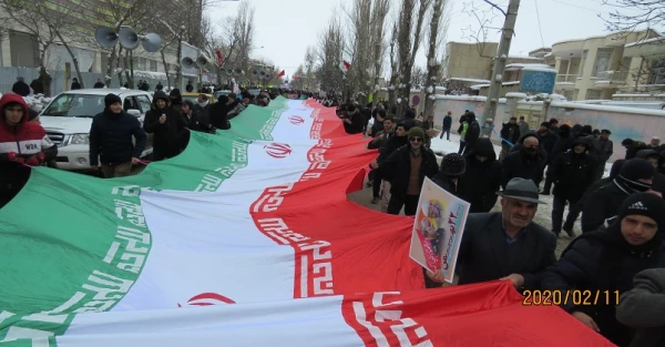 حضور اساتید، کارکنان و دانشجومعلمان پردیس علامه طباطبایی دانشگاه فرهنگیان استان اردبیل در راهپیمایی ۲۲ بهمن
 4