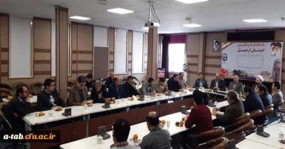 در پردیس علامه طباطبایی اردبیل برگزار شد:

نشست صمیمی سرپرست مدیریت امور پردیس های استان با کارکنان پردیس
